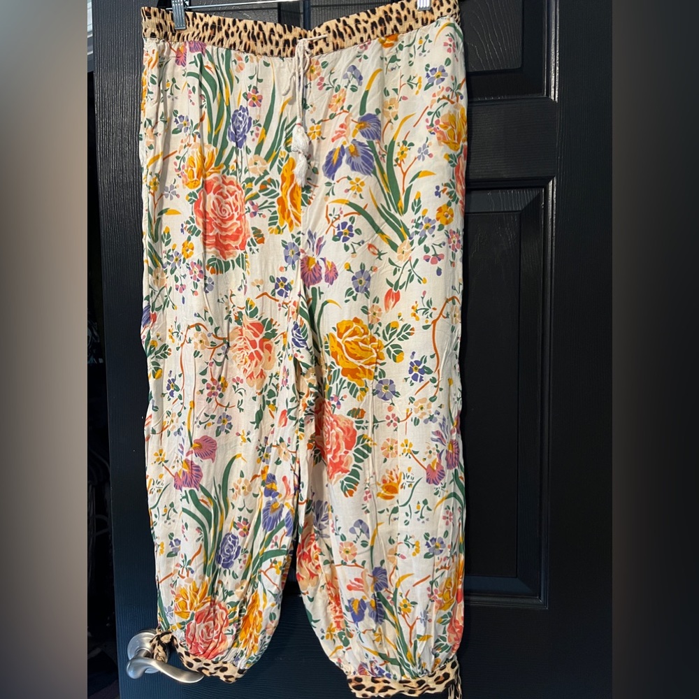 Anthropologie Floral Cream Lounge Pants with Leopard Trim